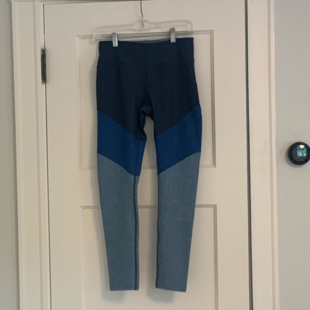 NWT outdoor voices leggings